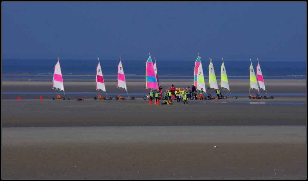 Logis Hotel & Restaurant "Au Gre Du Vent" Berck Kültér fotó